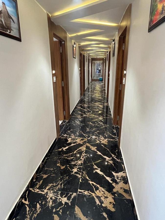 Hotel Palak Villa Ahmadábád Kültér fotó