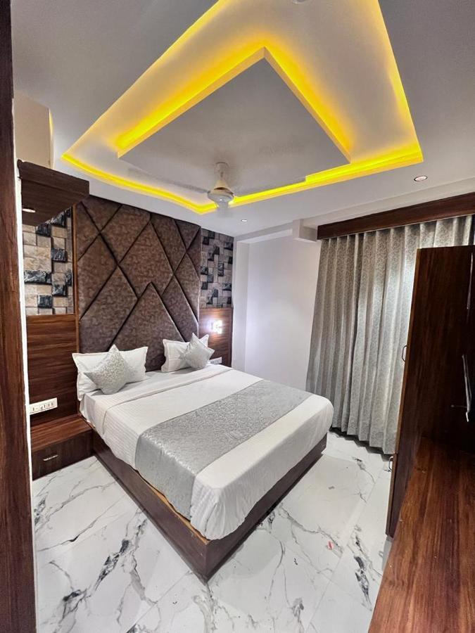 Hotel Palak Villa Ahmadábád Kültér fotó