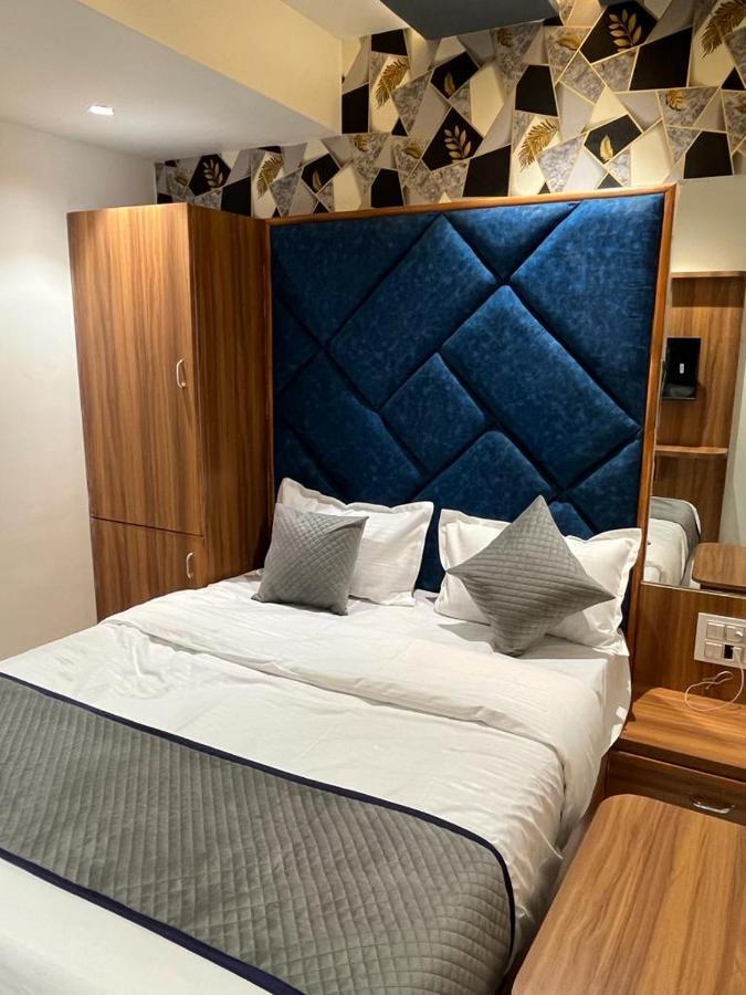 Hotel Palak Villa Ahmadábád Kültér fotó